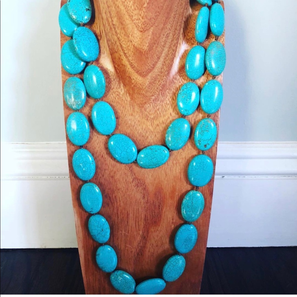 Turquoise beaded necklace